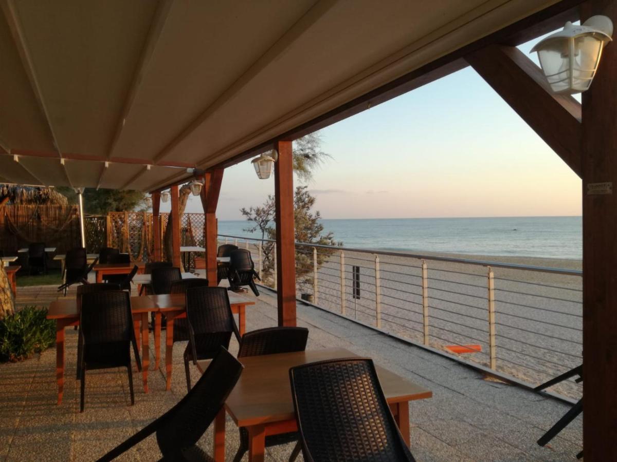 Camping La Pineta ปอร์โตเรกานาติ ภายนอก รูปภาพ