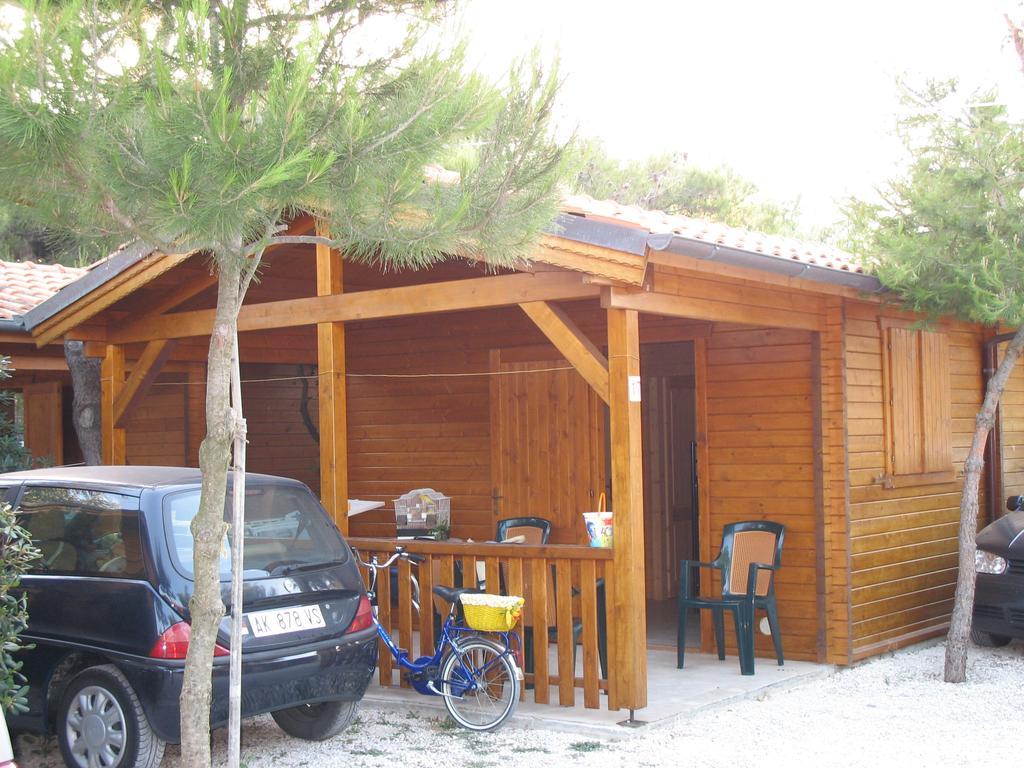 Camping La Pineta ปอร์โตเรกานาติ ภายนอก รูปภาพ