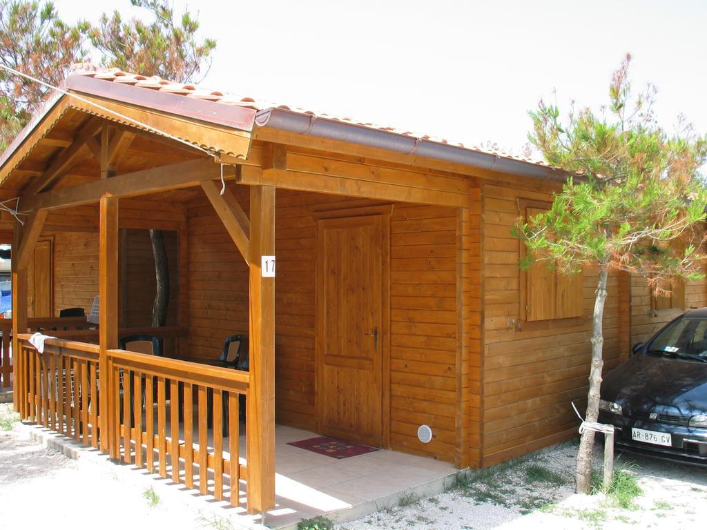 Camping La Pineta ปอร์โตเรกานาติ ภายนอก รูปภาพ